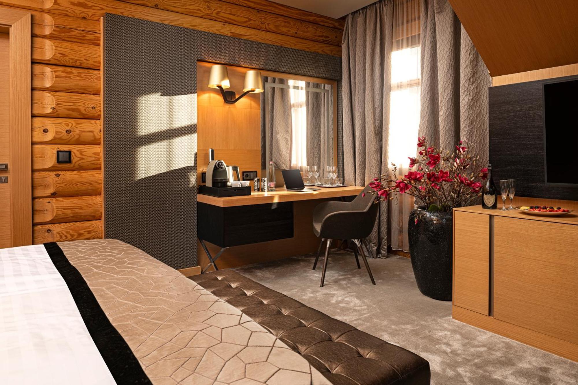 Avalon Resort & Spa 米什科尔茨 外观 照片
