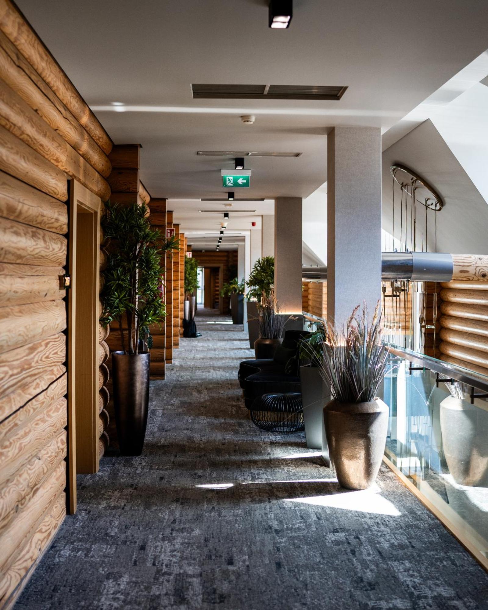 Avalon Resort & Spa 米什科尔茨 外观 照片