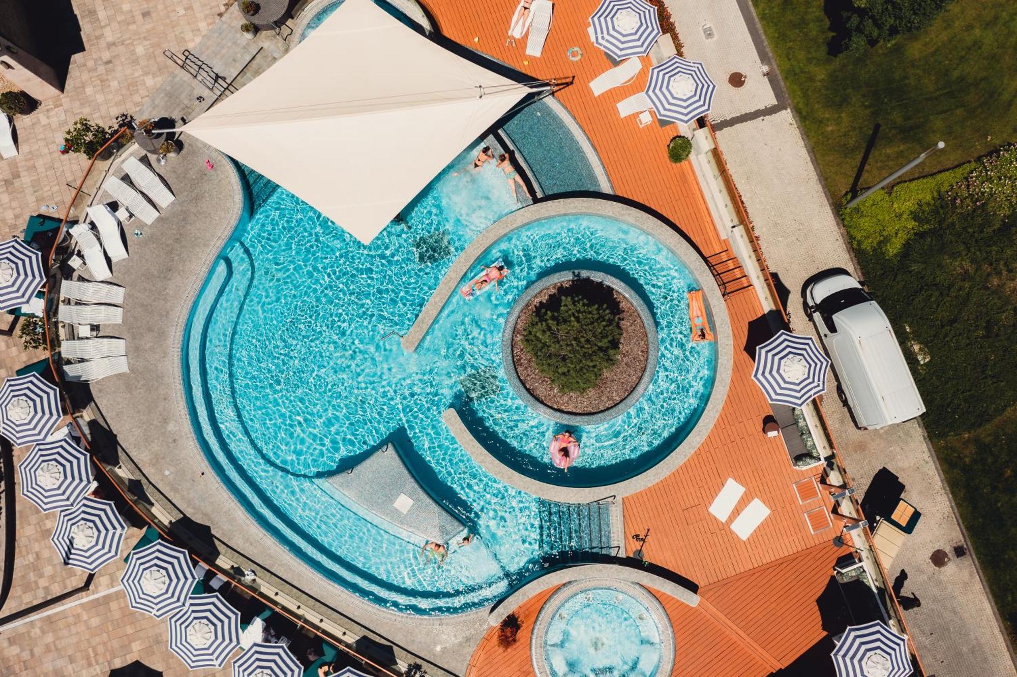 Avalon Resort & Spa 米什科尔茨 外观 照片